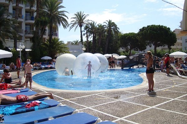 Les vacances dans les campings 4 étoiles dans le Gard
