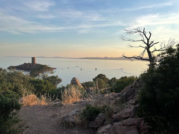 Luxe et détente dans un camping 5 étoiles à Fréjus