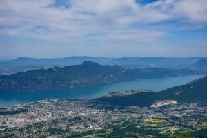 Le camping 4 étoiles niché dans les paysages alpins de la Savoie